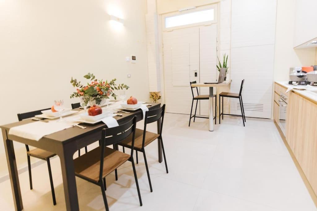 Il Melograno Suite Apartment มาร์ตินาฟรังกา ภายนอก รูปภาพ