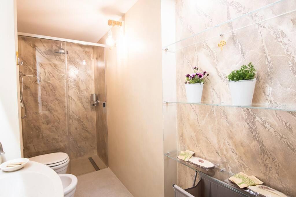 Il Melograno Suite Apartment มาร์ตินาฟรังกา ภายนอก รูปภาพ